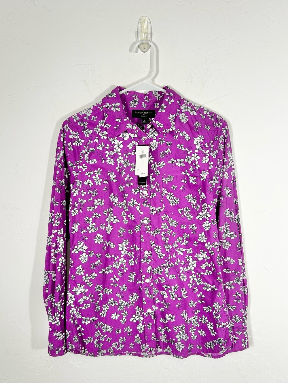 NWT Banana Republic Magenta Purple Floral Classic Fit Button Down Shirt